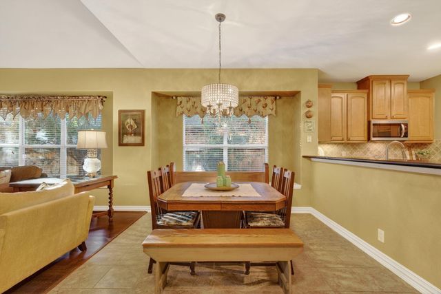 194 Maple Grove Drive, Conroe, TX 77384