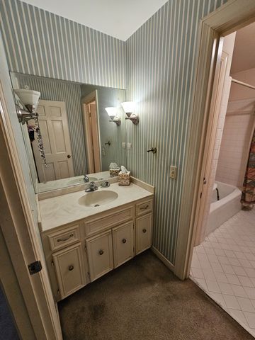 108 Century Oak Dr, Franklin, TN 37069