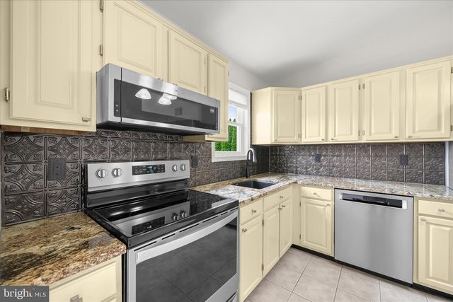 2661 DOTSONS RIDGE RD, Mount Airy, MD 21771
