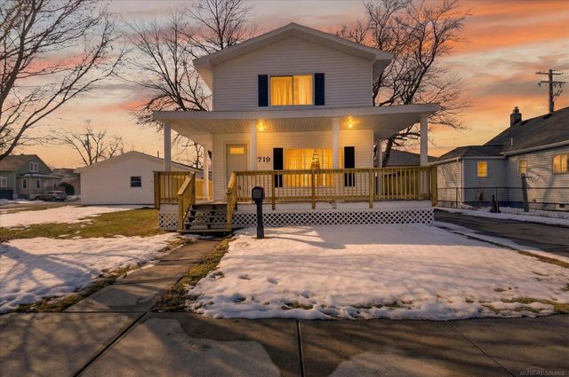 1719 23 Rd Street, Port Huron, MI 48060