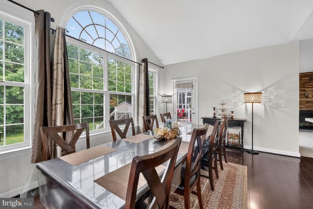 1904 BELLEVILLE DR NE, Leesburg, VA 20176