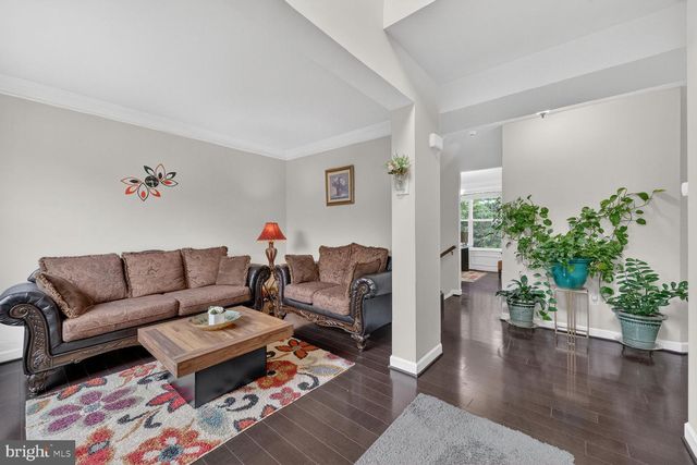 1904 BELLEVILLE DR NE, Leesburg, VA 20176