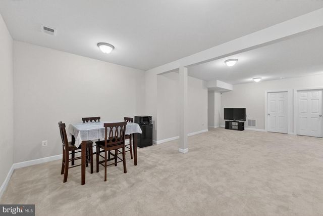 1904 BELLEVILLE DR NE, Leesburg, VA 20176