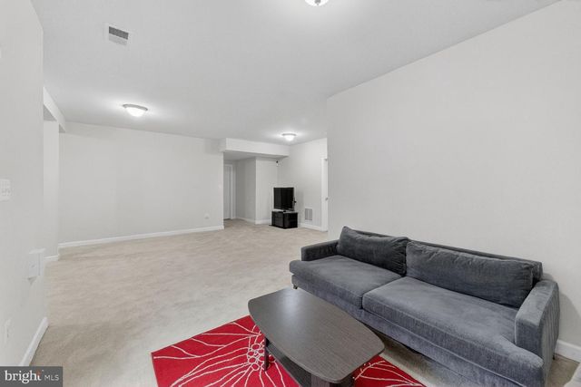 1904 BELLEVILLE DR NE, Leesburg, VA 20176