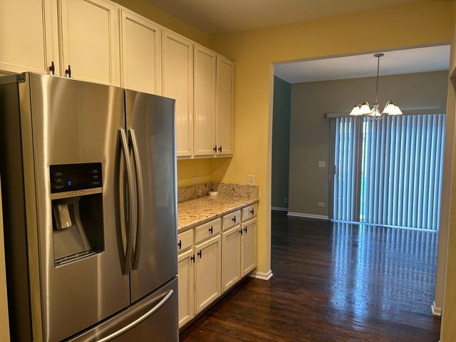 394 BAY Drive, Itasca, IL 60143