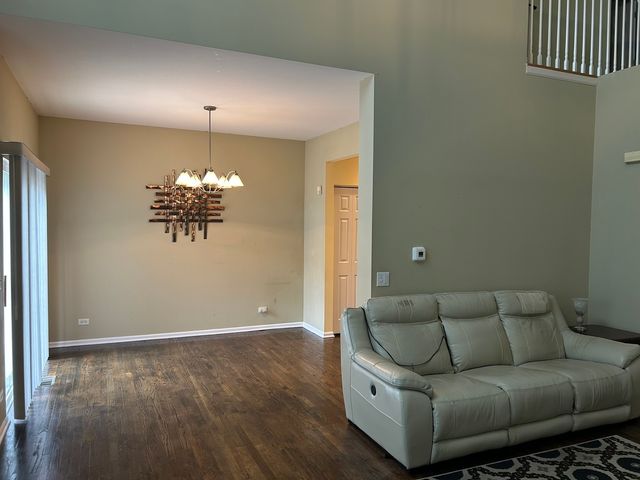 394 BAY Drive, Itasca, IL 60143