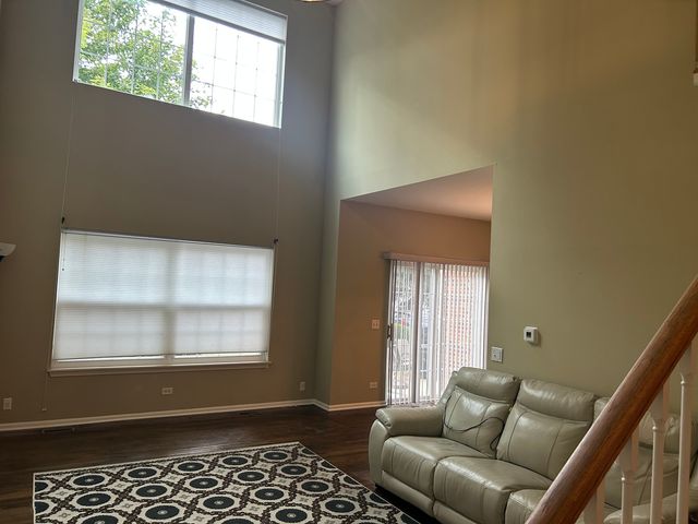 394 BAY Drive, Itasca, IL 60143