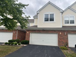 394 BAY Drive, Itasca, IL 60143