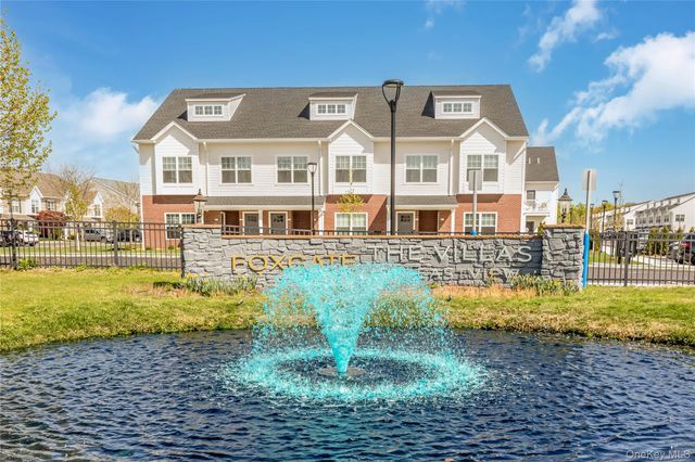 5 Hunter Drive, Central Islip, NY 11722