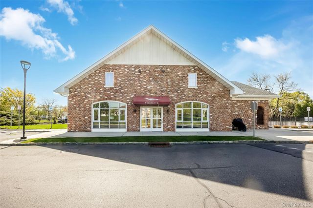 5 Hunter Drive, Central Islip, NY 11722