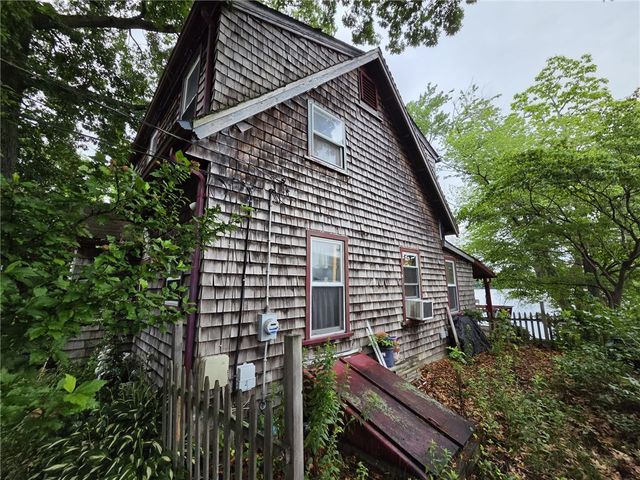 400 Lake Shore Drive, Warwick, RI 02889