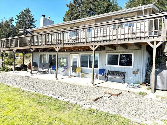 191 N North Hill Road, Hoodsport, WA 98548
