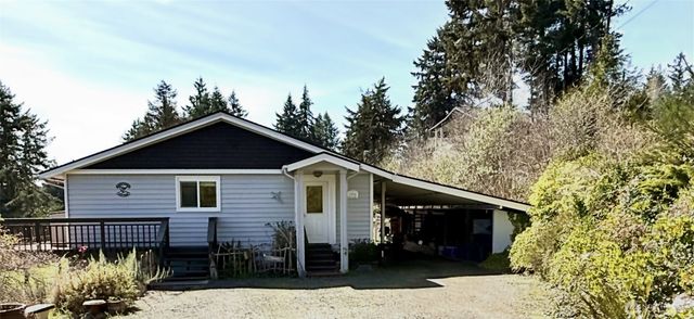 191 N North Hill Road, Hoodsport, WA 98548