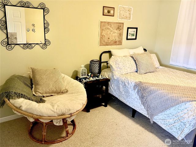 191 N North Hill Road, Hoodsport, WA 98548