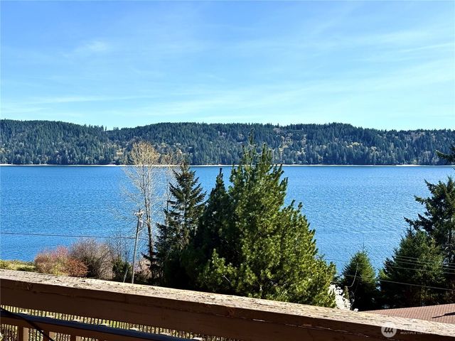 191 N North Hill Road, Hoodsport, WA 98548
