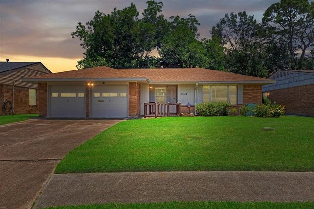 1403 Marlock Lane, Pasadena, TX 77502
