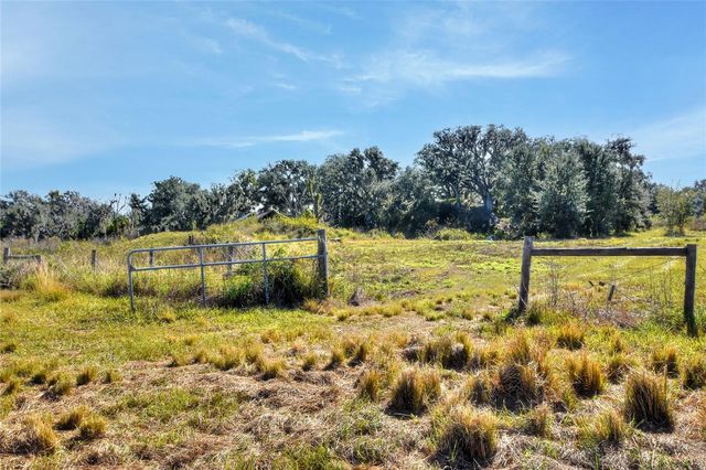 1505 W 60 HIGHWAY, Plant City, FL 33567