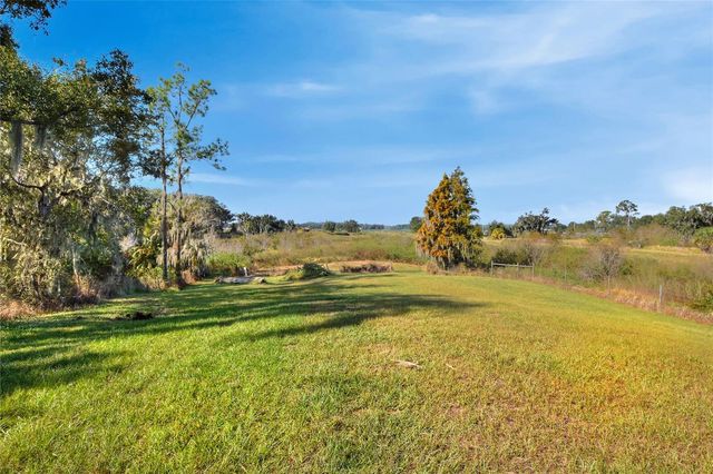 1505 W 60 HIGHWAY, Plant City, FL 33567