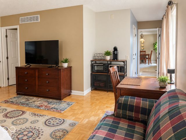 7801 Fall Creek Road, Indianapolis, IN 46256