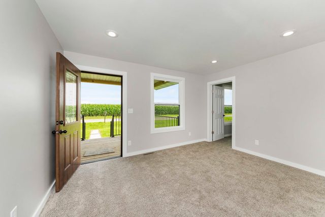 2711 E 800 North Road, Wenona, IL 61377