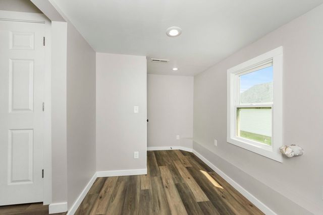 2711 E 800 North Road, Wenona, IL 61377