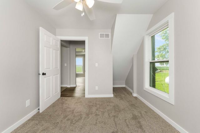 2711 E 800 North Road, Wenona, IL 61377