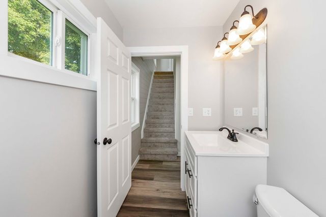 2711 E 800 North Road, Wenona, IL 61377