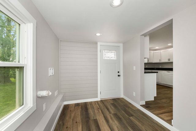 2711 E 800 North Road, Wenona, IL 61377