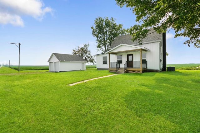 2711 E 800 North Road, Wenona, IL 61377