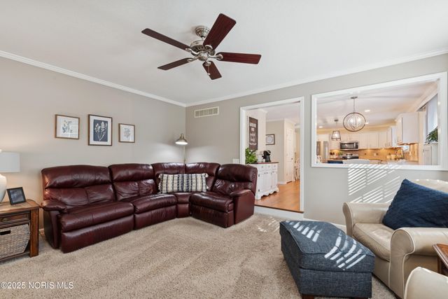 5109 Shadywood Court, Sylvania, OH 43560