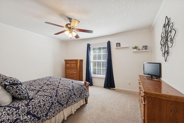 5109 Shadywood Court, Sylvania, OH 43560