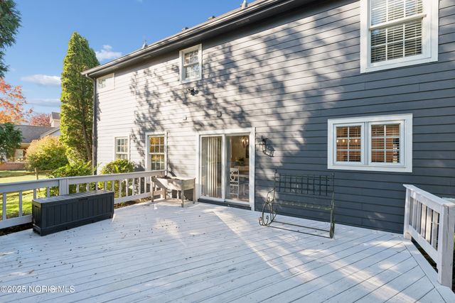 5109 Shadywood Court, Sylvania, OH 43560