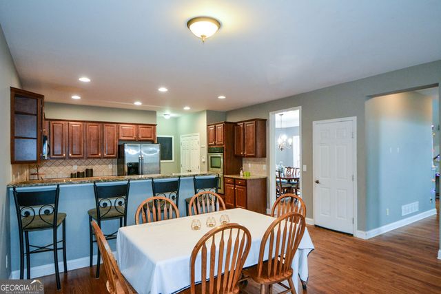 1025 Boxwood Lane, Canton, GA 30114