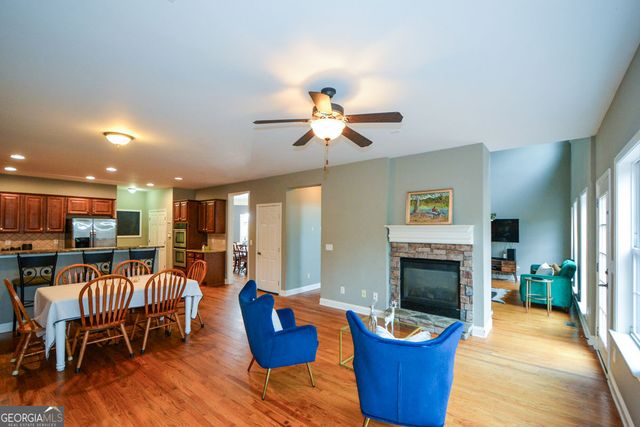 1025 Boxwood Lane, Canton, GA 30114