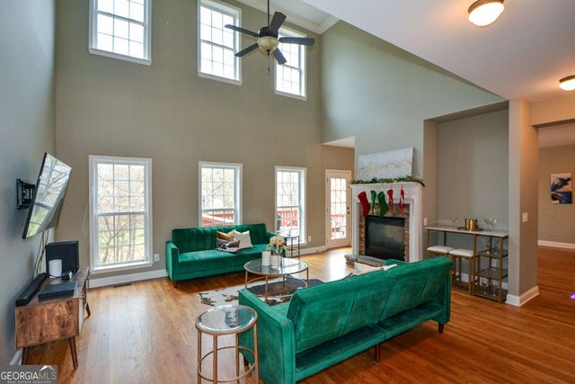 1025 Boxwood Lane, Canton, GA 30114