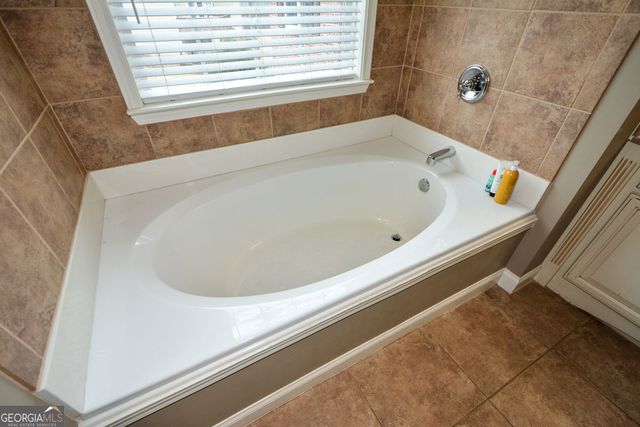 1025 Boxwood Lane, Canton, GA 30114