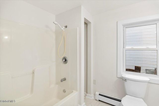 15 Nixon Street, Hoosick, NY 12090