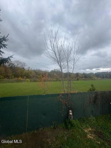 15 Nixon Street, Hoosick, NY 12090