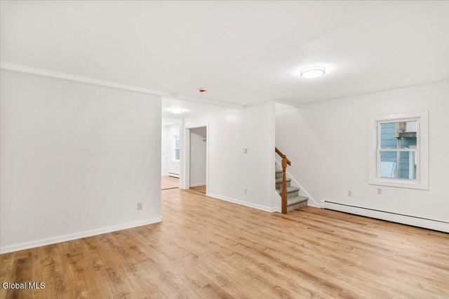 15 Nixon Street, Hoosick, NY 12090