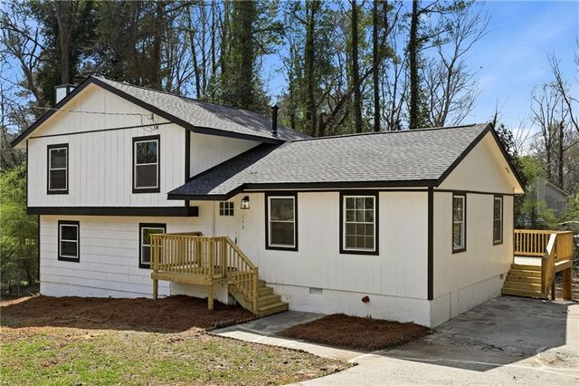 640 Bramble Ct, Jonesboro, GA 30238