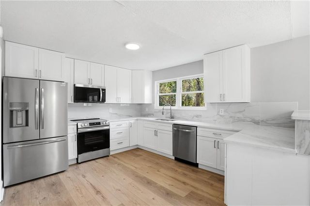 640 Bramble Ct, Jonesboro, GA 30238