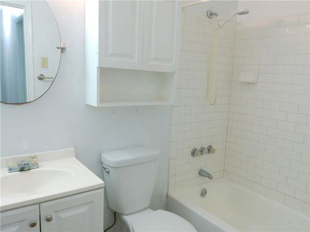 4326 Vestal St, Corpus Christi, TX 78416