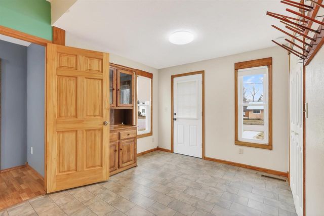 810 17TH AVENUE SOUTH, Wisconsin Rapids, WI 54495