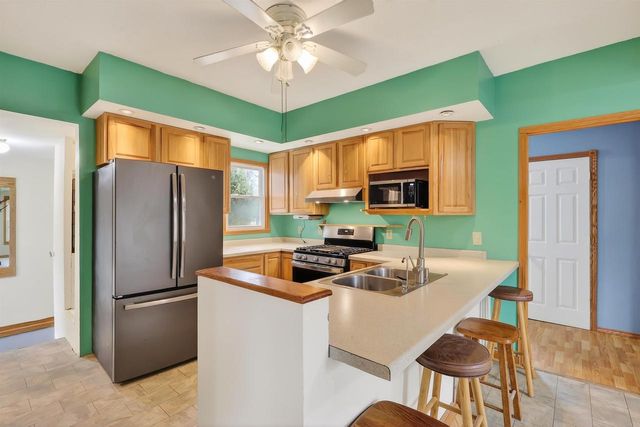 810 17TH AVENUE SOUTH, Wisconsin Rapids, WI 54495