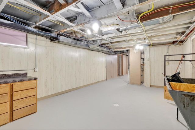 810 17TH AVENUE SOUTH, Wisconsin Rapids, WI 54495