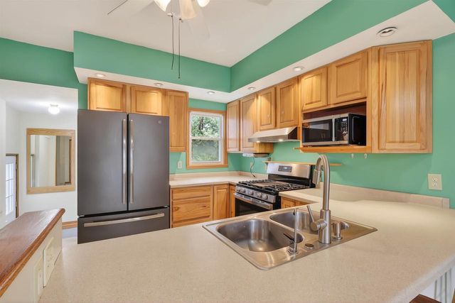 810 17TH AVENUE SOUTH, Wisconsin Rapids, WI 54495