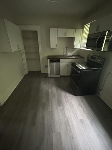 2609 Greenup Street, Covington, KY 41014