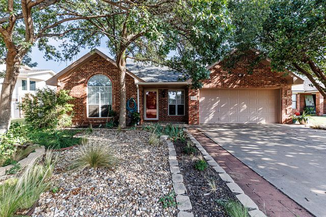 2210 93rd Street, Lubbock, TX 79423