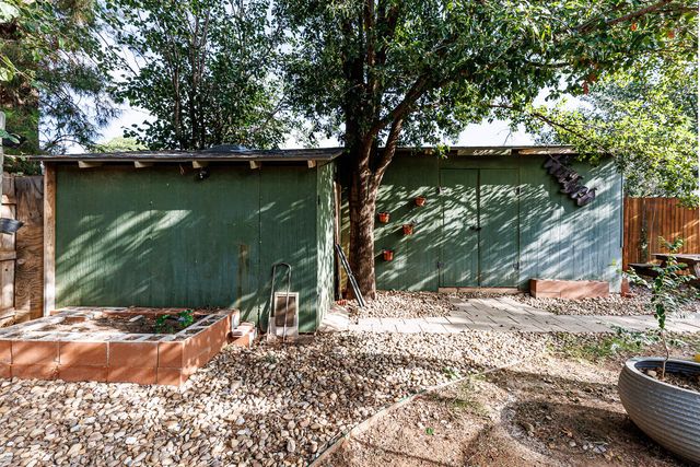 2210 93rd Street, Lubbock, TX 79423