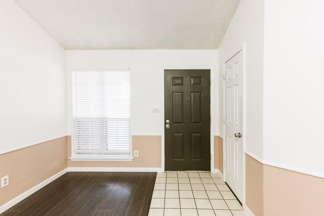 2210 93rd Street, Lubbock, TX 79423